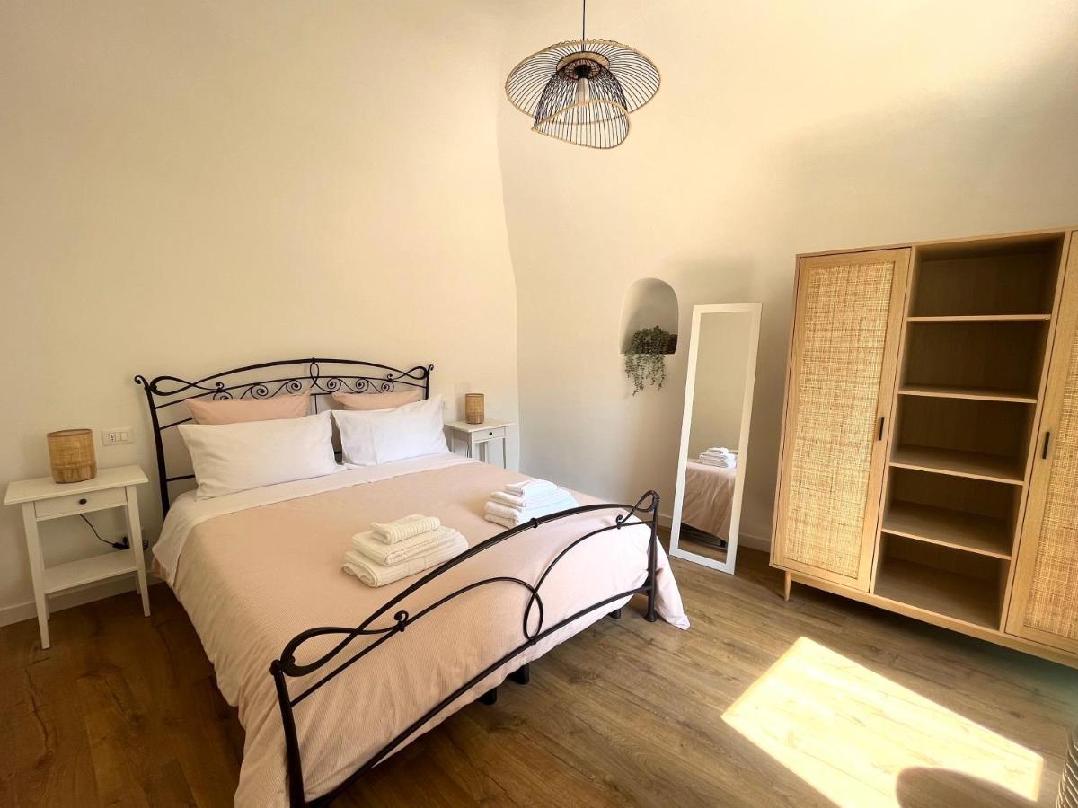 Da I Ciarui Casa Vacanze โดลเชอักกวา ภายนอก รูปภาพ