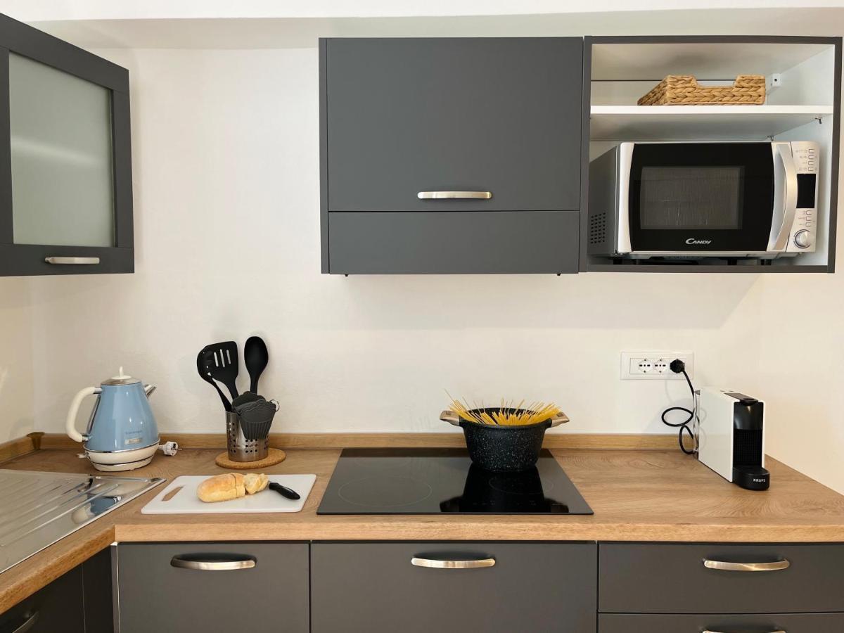 Da I Ciarui Casa Vacanze โดลเชอักกวา ภายนอก รูปภาพ